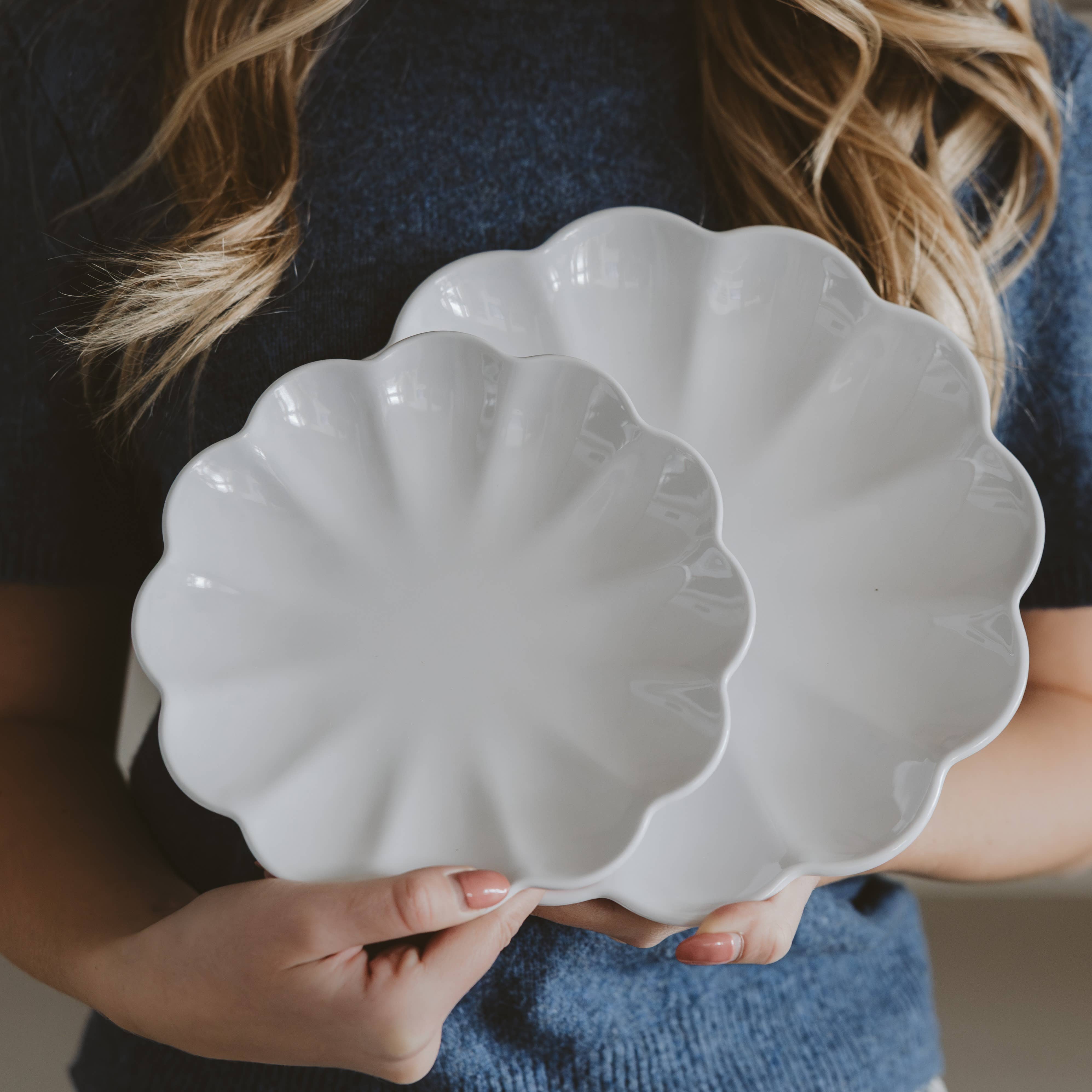 White Scalloped Tray - Set of 2