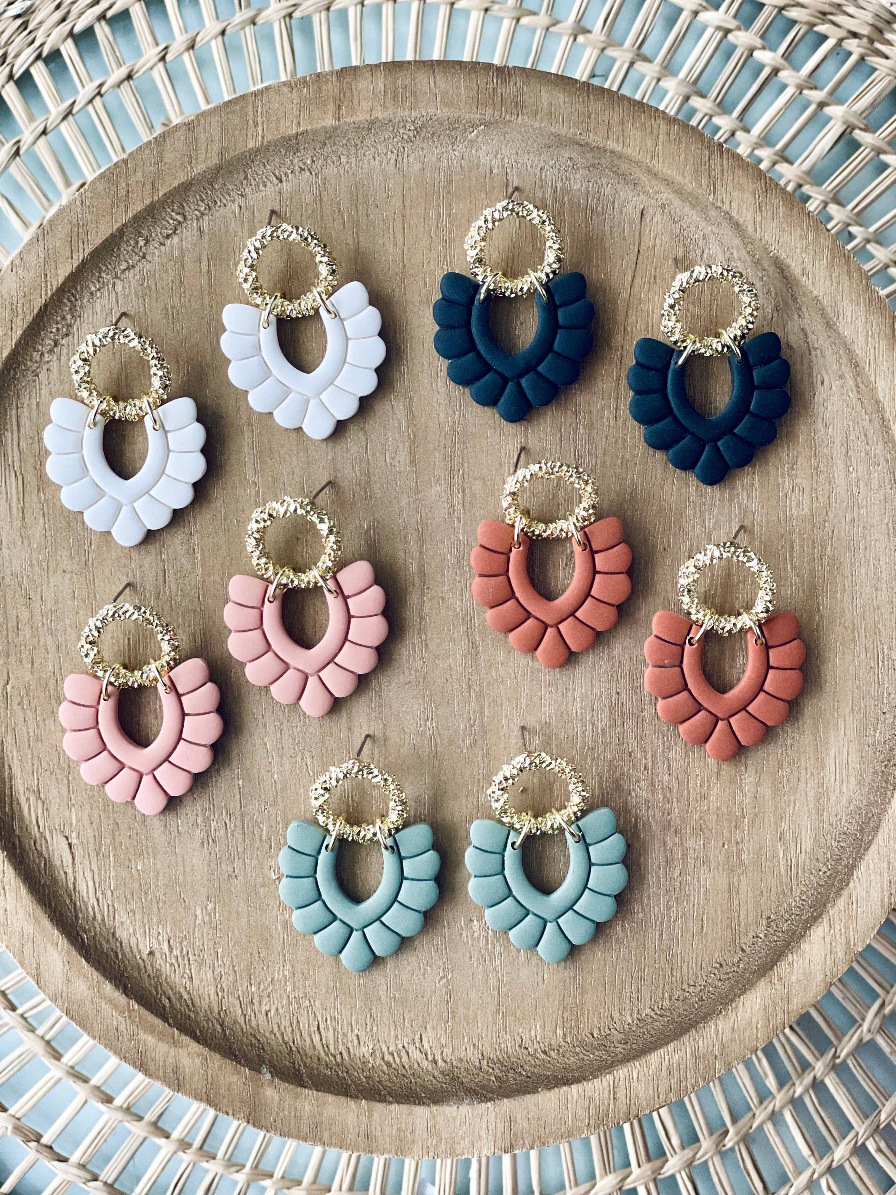 Bubbly “V” Earrings