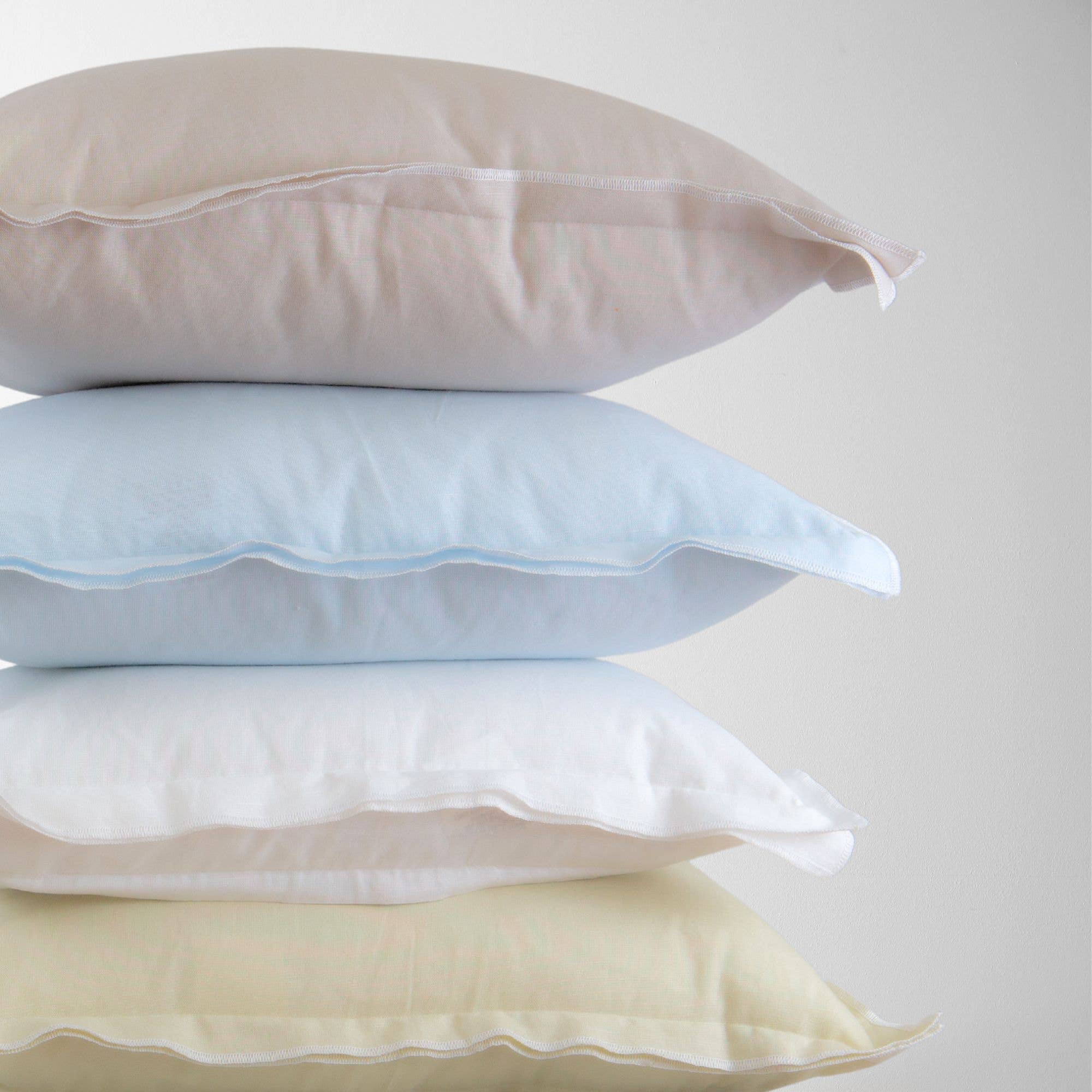 Leah Linen Pillow 22x22