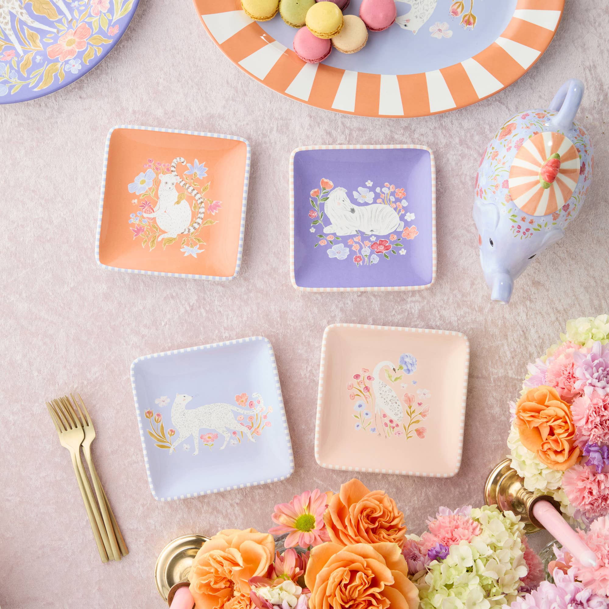 Menagerie Canape Plates 6"