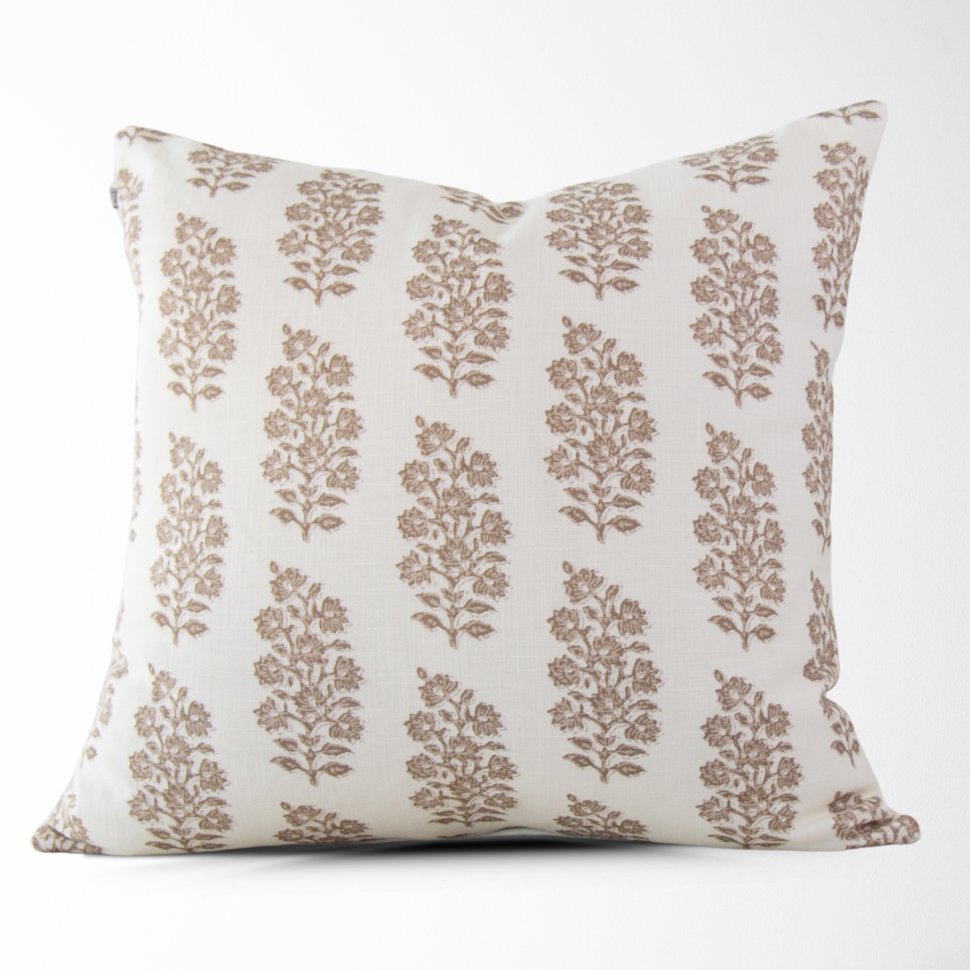 Millie Oyster Pillow 20x20
