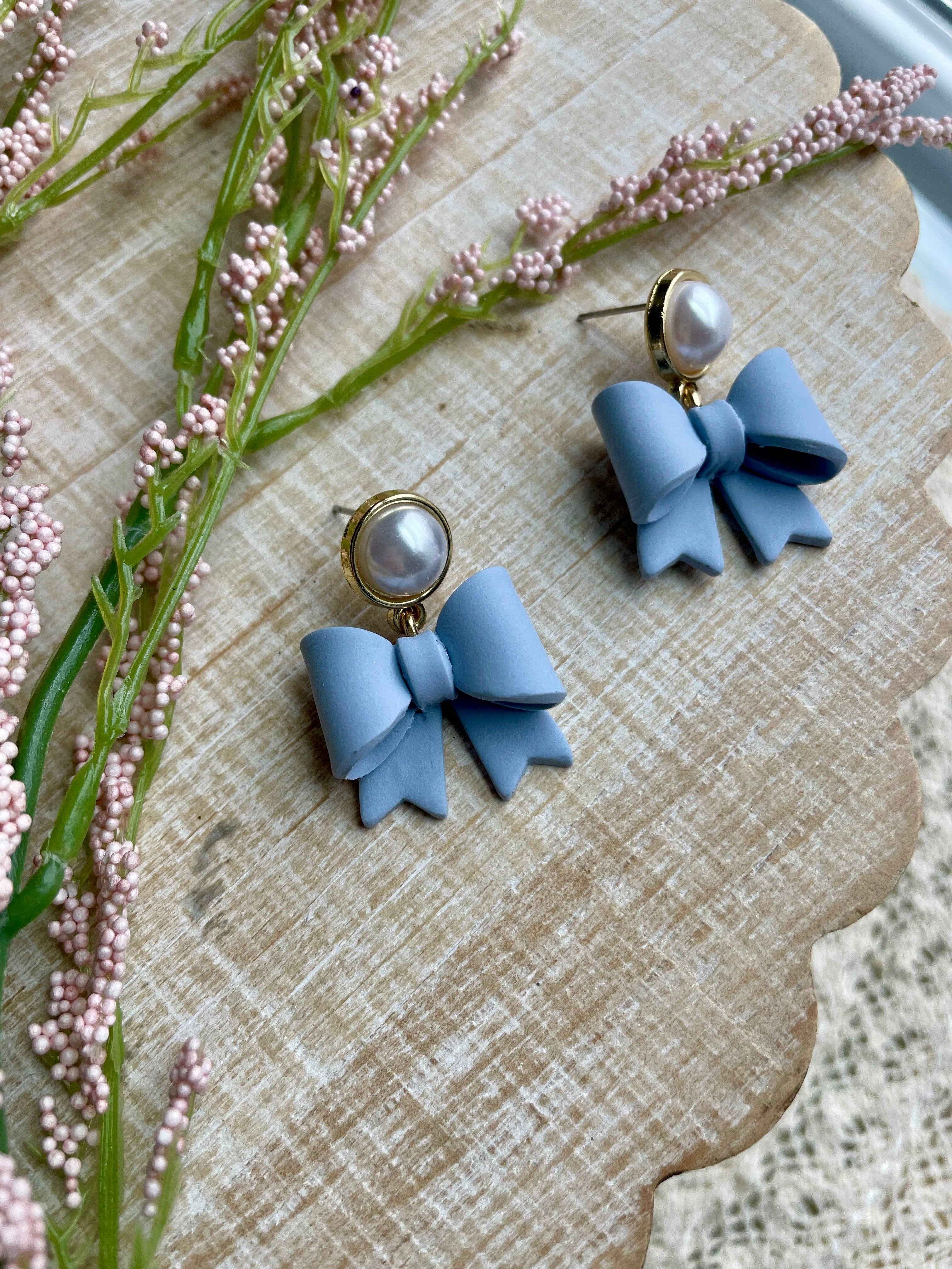 Petite Bows & Pearls Earrings