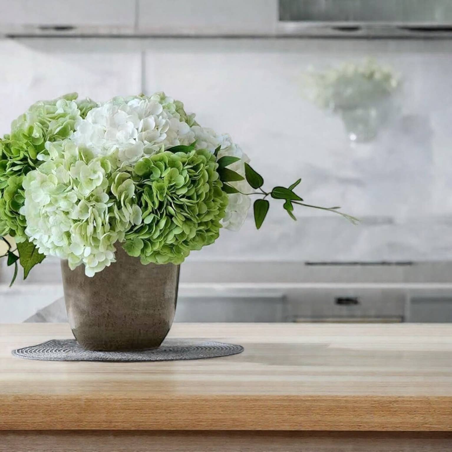 Faux Hydrangea 6” Bloom