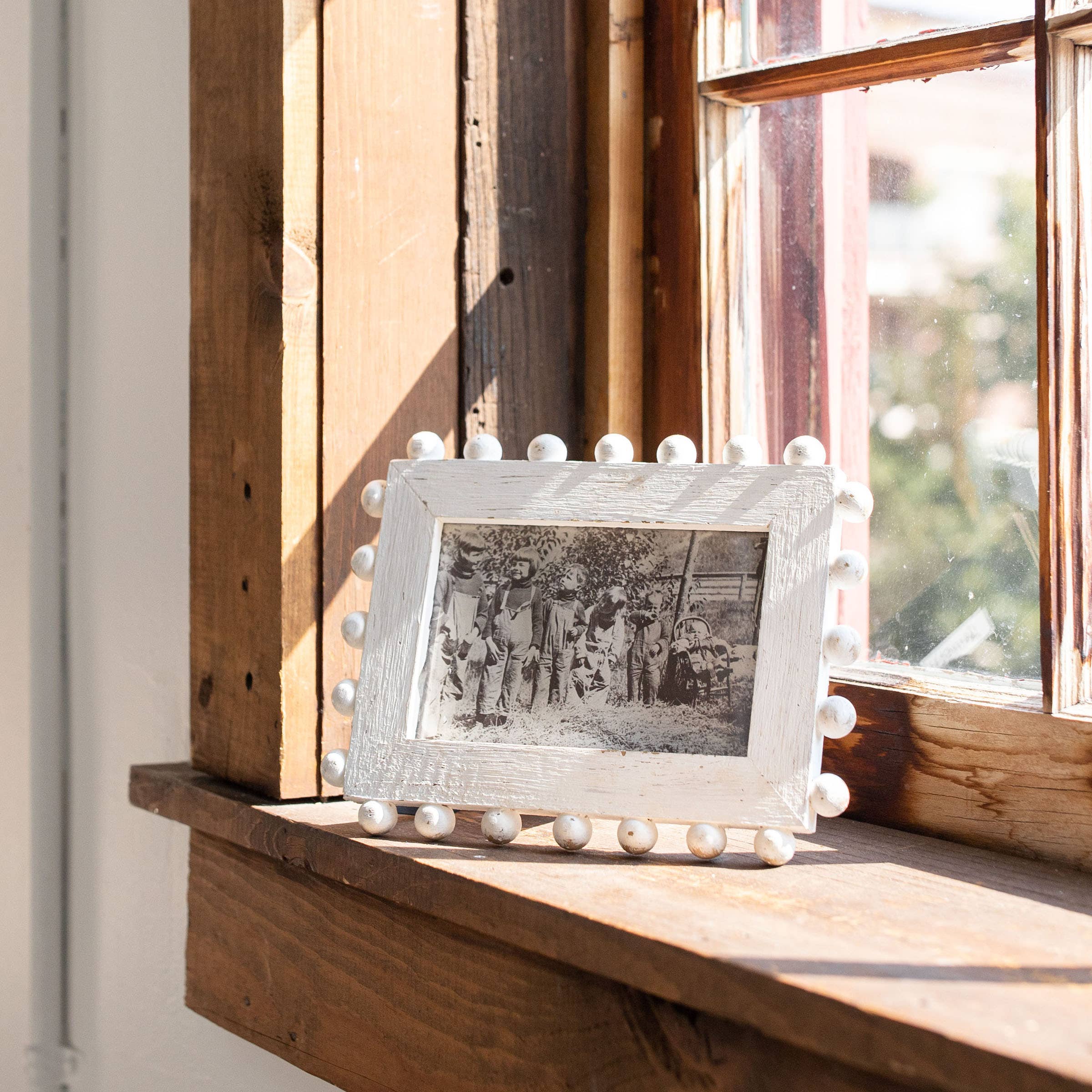 White Beaded Picture Frame 4x6
