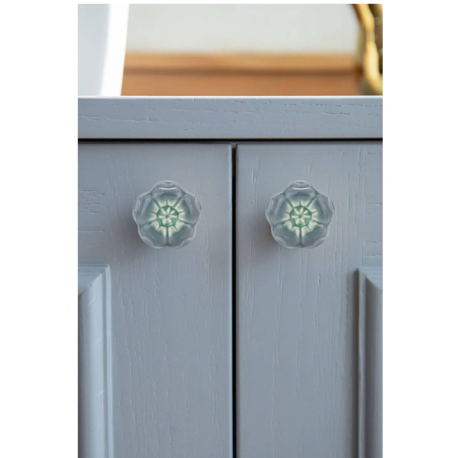 Azalea Grey Ceramic Knob