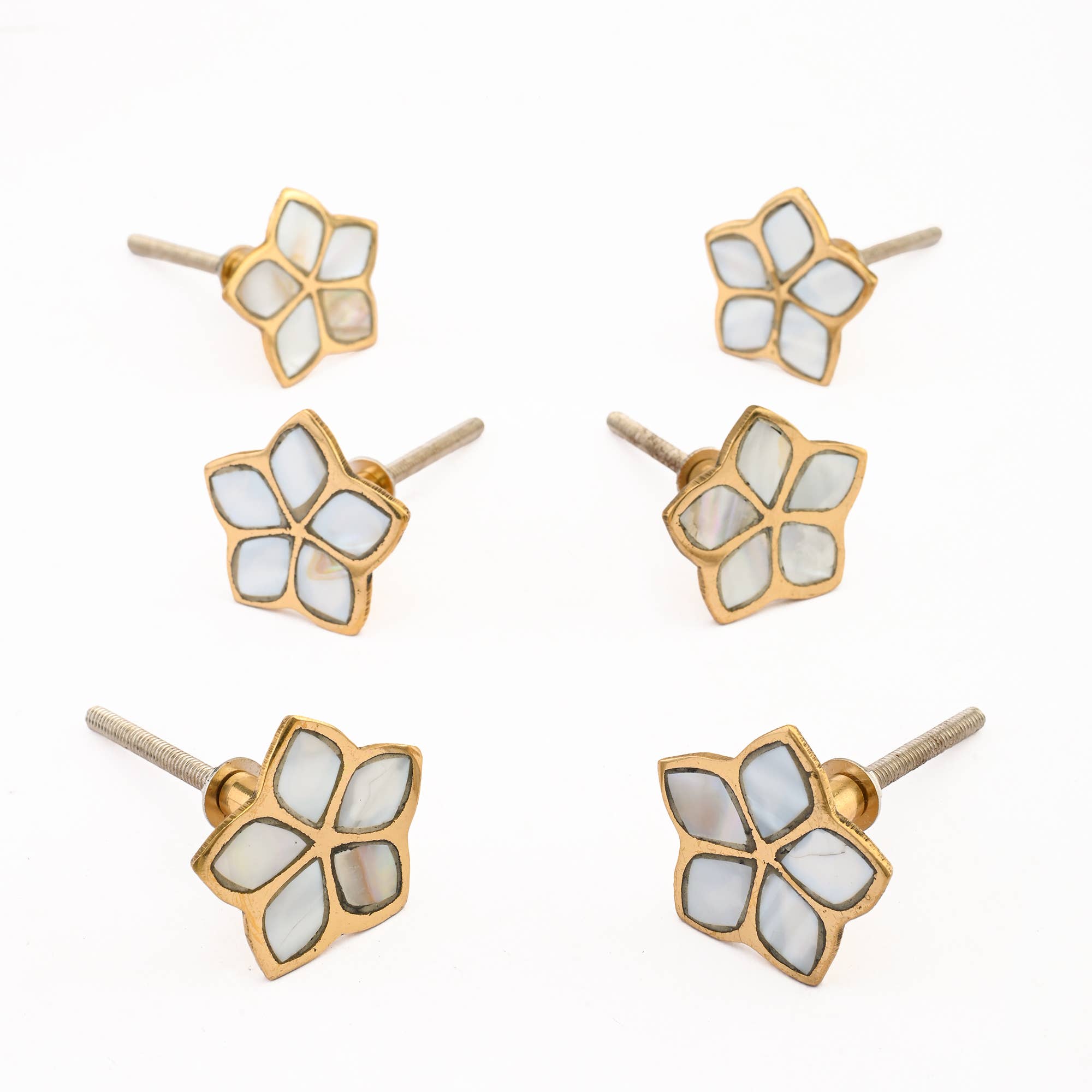 Jiya Mother Of Pearl Knob