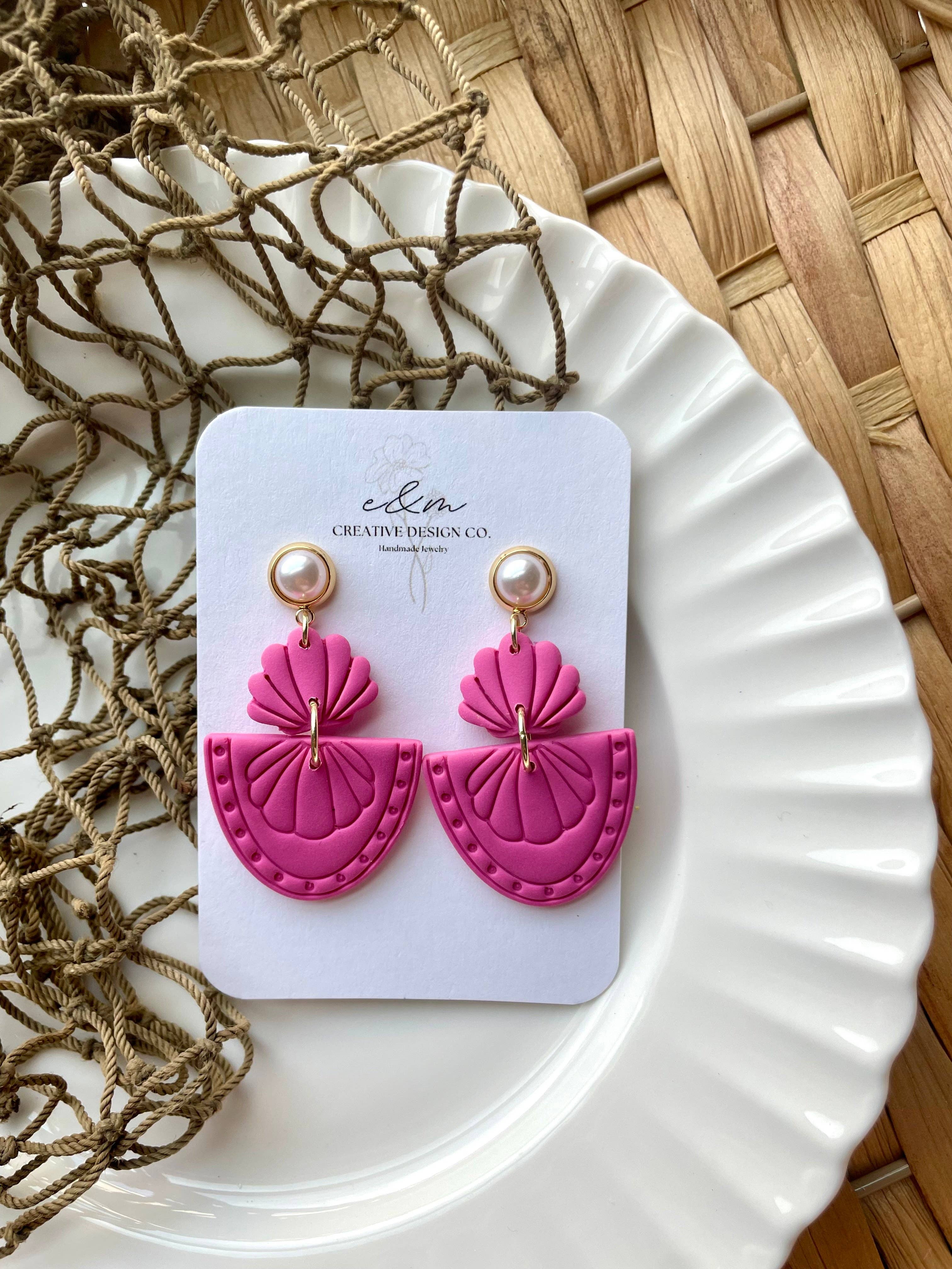 Summertime Clamshell Earrings